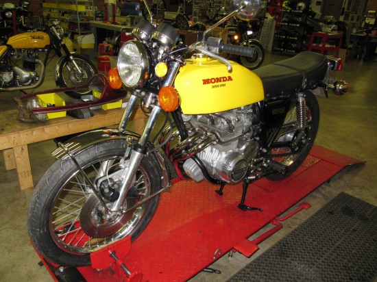 1975 Honda CB400 Yellow L Front