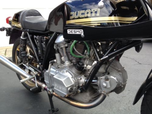 1978 Ducati 900SS Cafe Corsa R Engine Detail