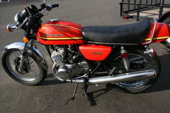 1973 Kawasaki S2 350 L Side