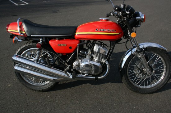 1973 Kawasaki S2 350 R Side