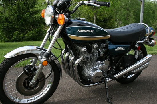 1975 Kawasaki Z1 L Front