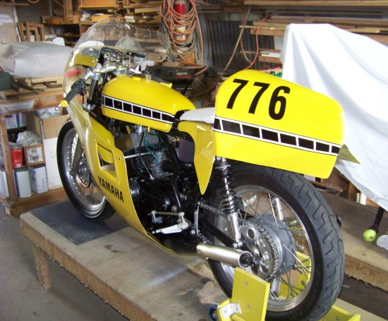 1975 Yamaha RD350 Racer L Rear