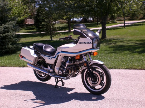 1982 Honda CBX R Front