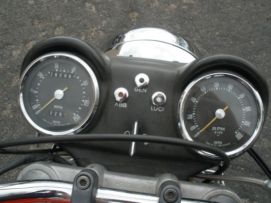 1972 Ducati 750GT Dash