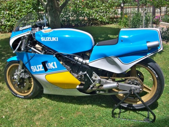 1982 Suzuki RGB500 L Side