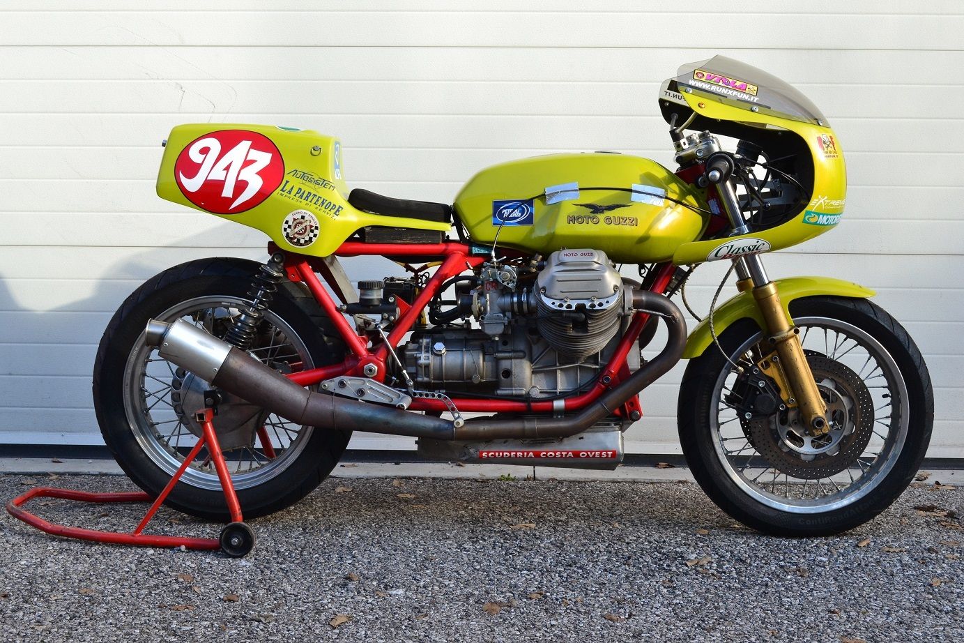 moto guzzi v8 racer
